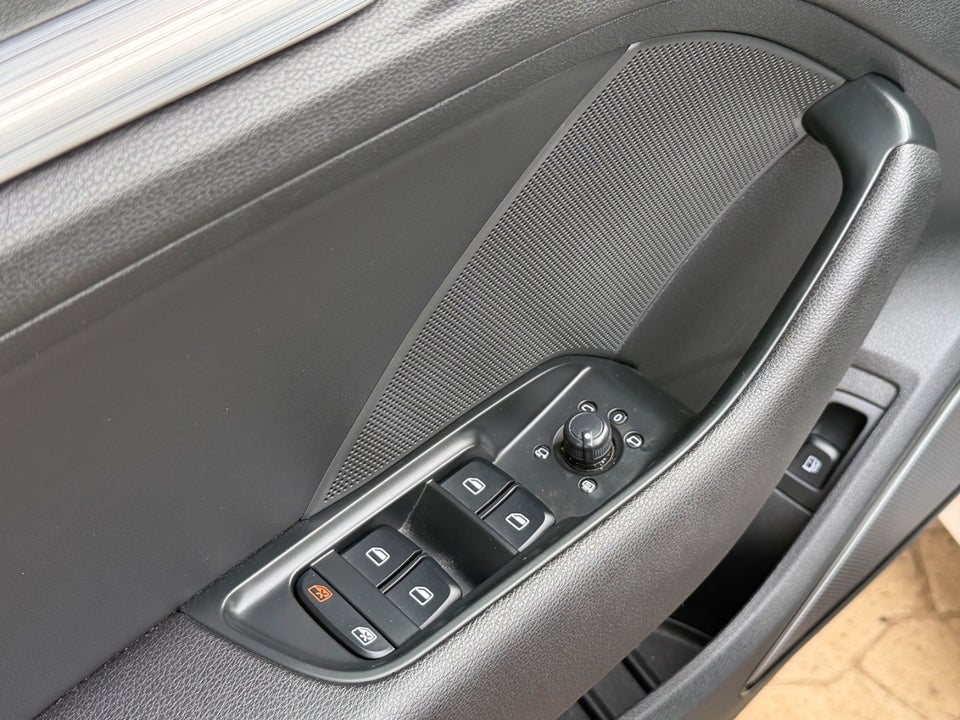 Audi A3 1,4 e-tron Ambition Sportback S-tr. 5d