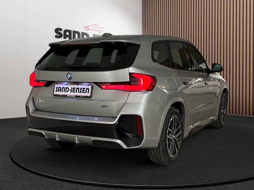 BMW iX1 xDrive30 M-Sport Premium 5d