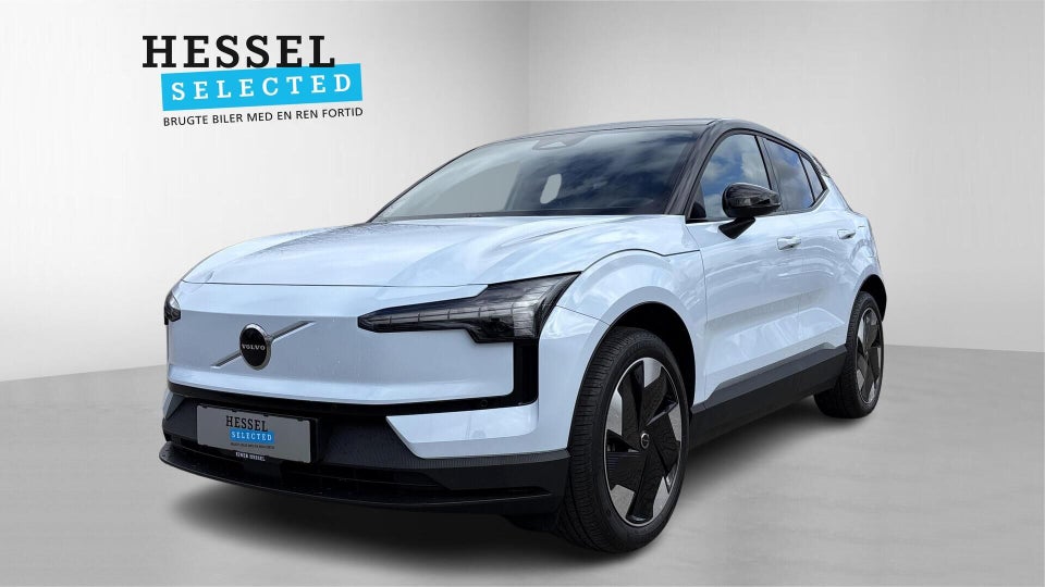 Volvo EX30 Extended Range Plus 5d