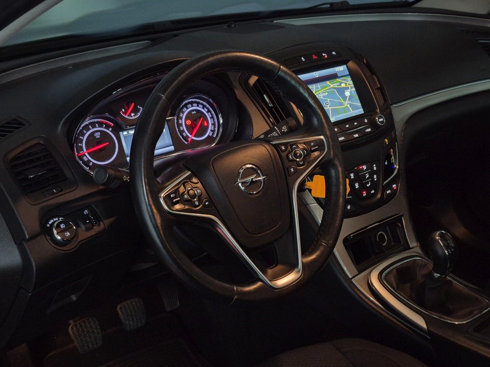 Opel Insignia 1,4 T 140 Edition eco 5d