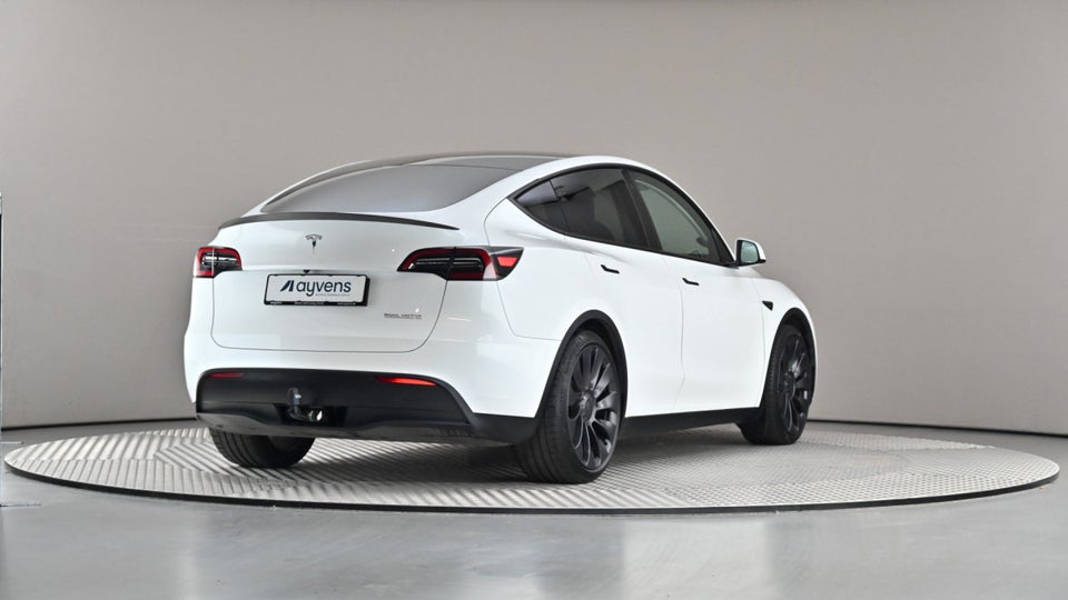 Tesla Model Y Performance AWD 5d