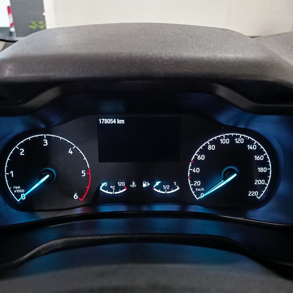 Ford Transit Connect 1,5 TDCi 100 Trend kort