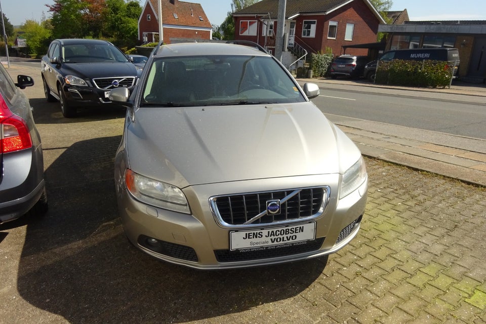 Volvo V70 2,5 T aut. 5d