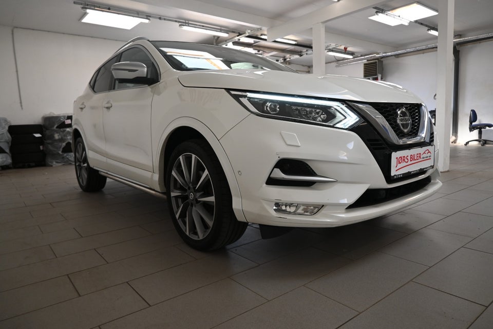 Nissan Qashqai 1,3 Dig-T 160 Tekna+ Dynamic DCT 5d