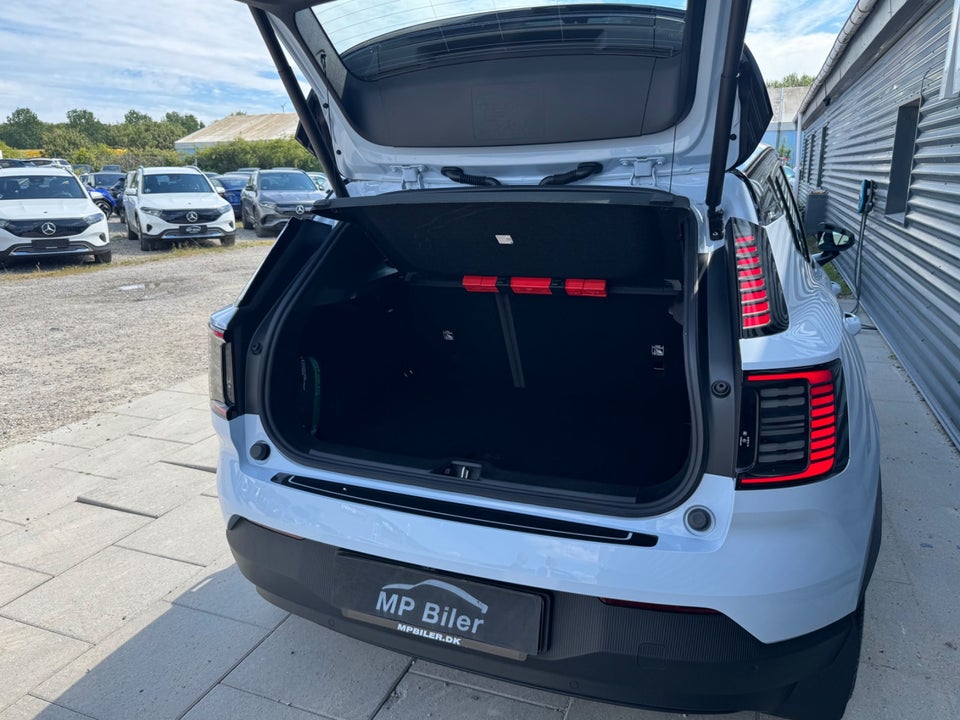 Volvo EX30 Twin Performance Plus 5d