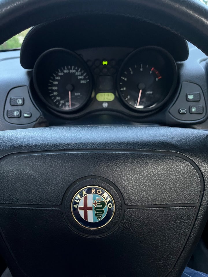 Alfa Romeo GTV 2,0 TS L 2d