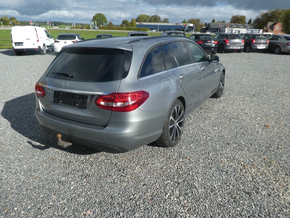 Mercedes C200 2,0 Business stc. aut. 5d