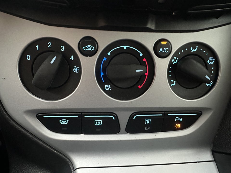 Ford Focus 1,6 SCTi 150 Trend 5d