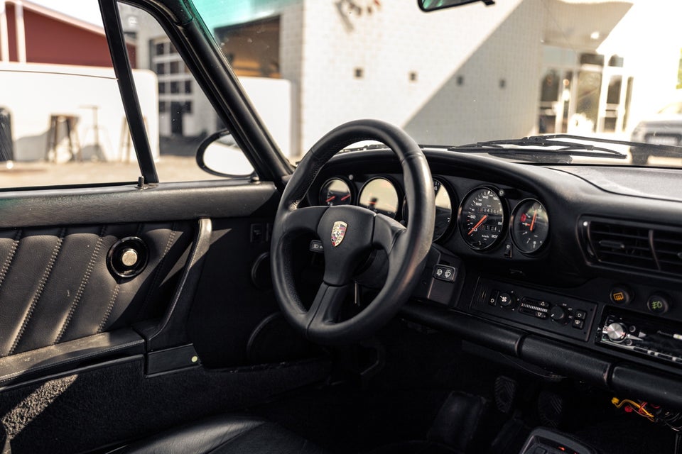 Porsche 911 3,6 Carrera 4 Coupé 2d