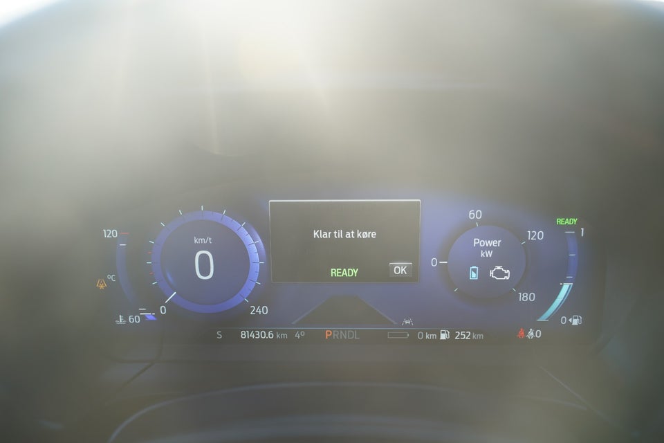 Ford Kuga 2,5 PHEV ST-Line CVT 5d