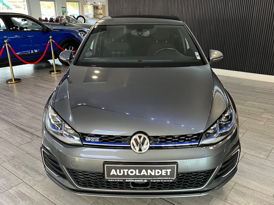 VW Golf VII 1,4 GTE DSG 5d