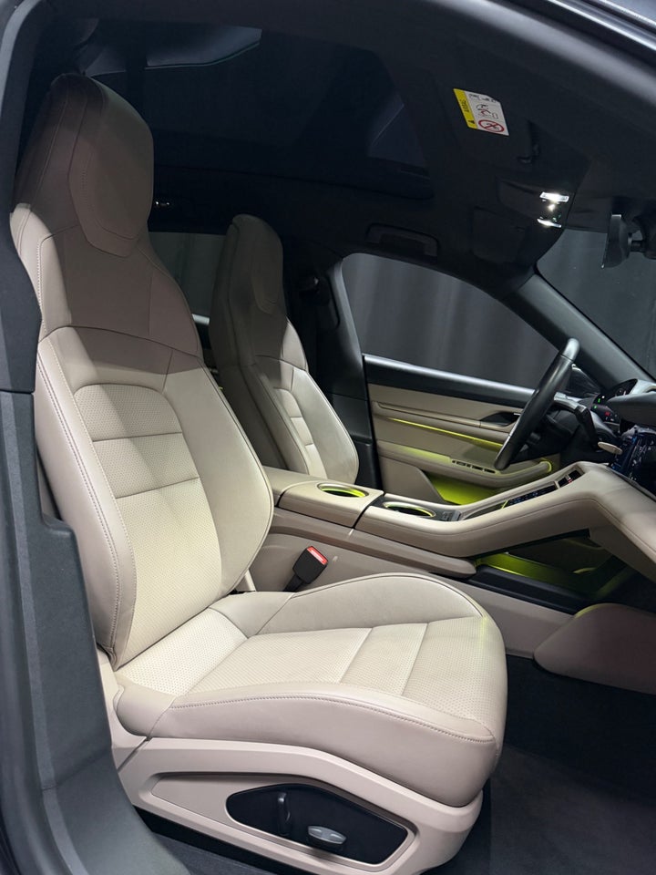 Porsche Taycan 4 Performance+ Cross Turismo 5d