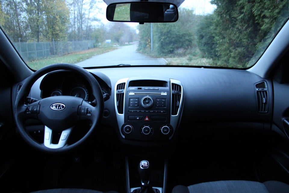 Kia Ceed 1,6 CRDi 90 Active SW 5d