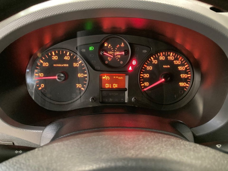 Peugeot Partner 1,6 BlueHDi 100 L1 Flex Van 5d