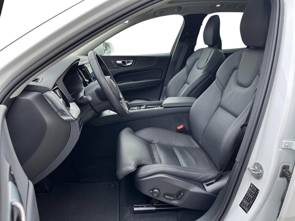 Volvo XC60 2,0 T6 ReCharge Plus Bright aut. AWD 5d