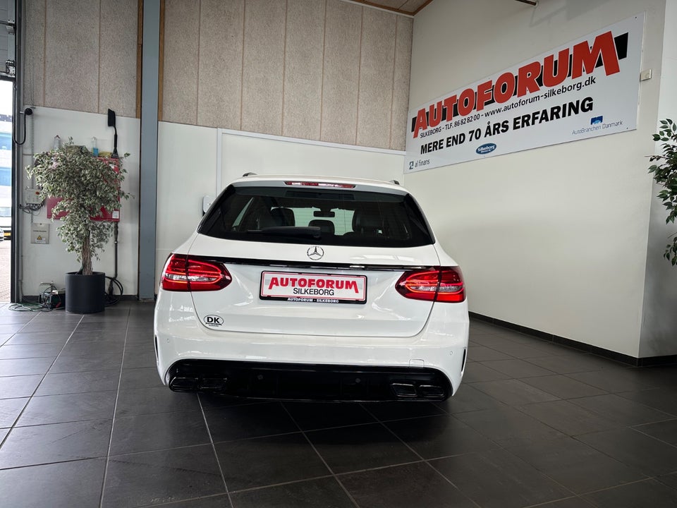 Mercedes C220 d 2,0 AMG Line stc. aut. 5d