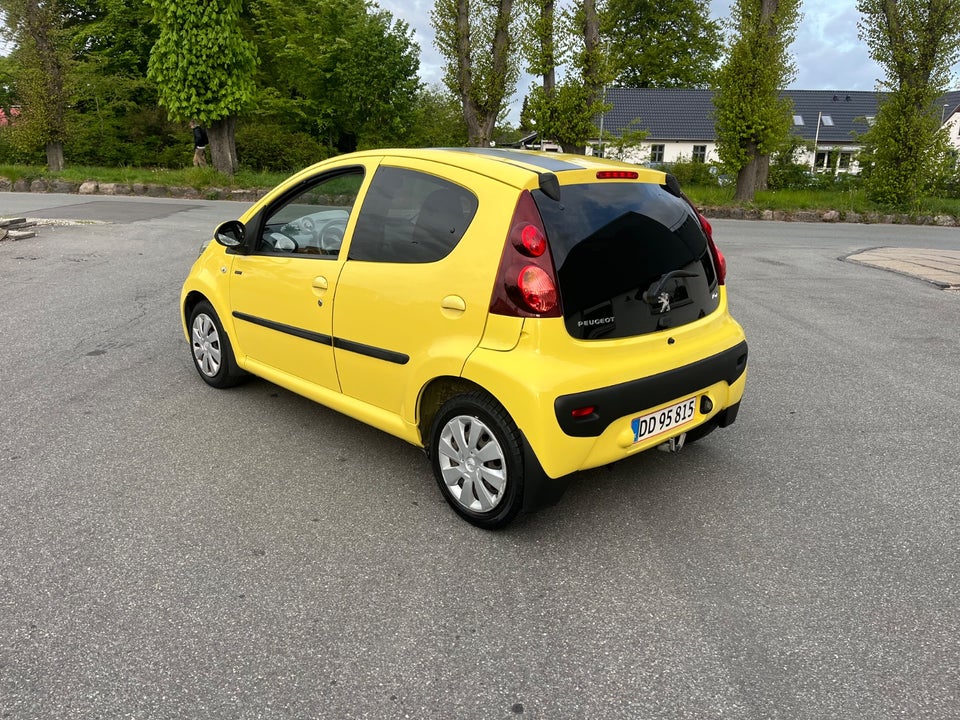 Peugeot 107 1,0 Sportium 5d