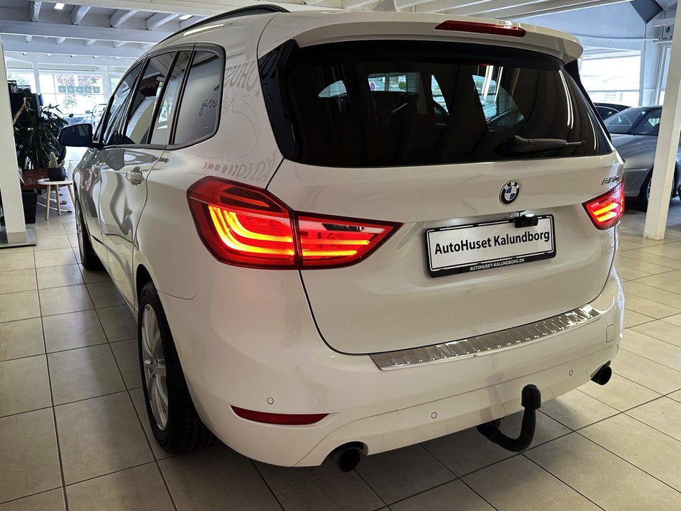 BMW 220i 2,0 Active Tourer Advantage aut. 5d