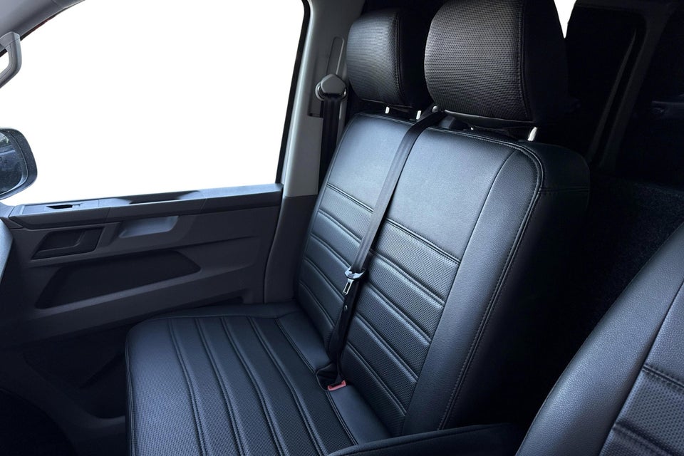 VW Transporter 2,0 TDi 150 Kassevogn DSG lang