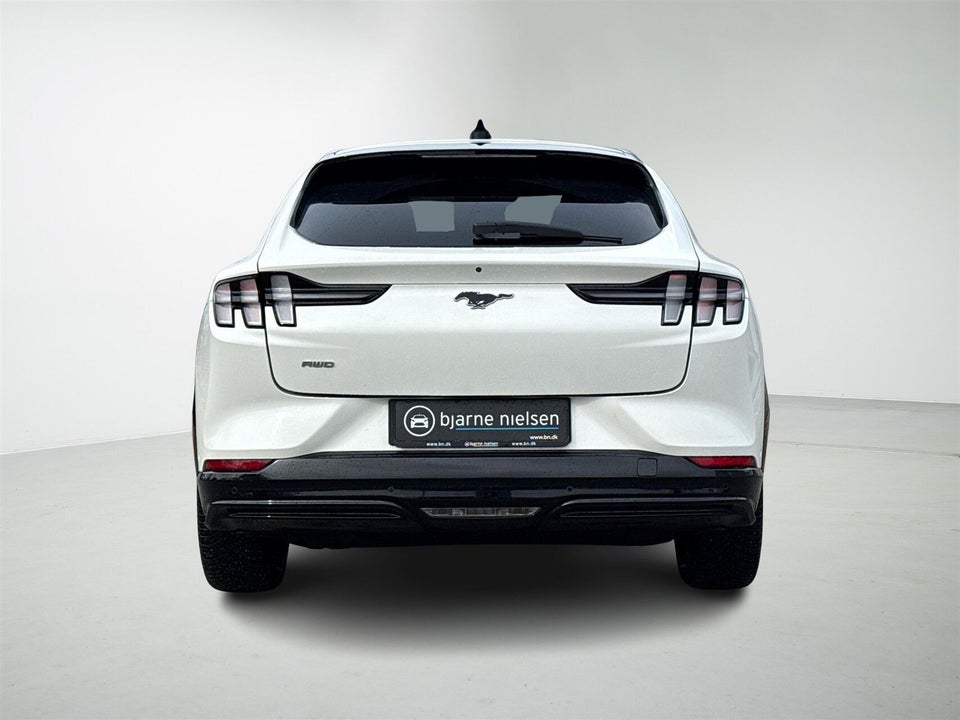 Ford Mustang Mach-E 70 Premium Standard Range AWD 5d