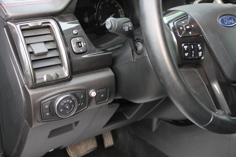 Ford Ranger 2,0 EcoBlue Stormtrak Db.Kab aut. 4d