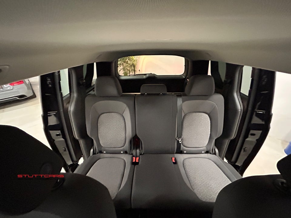 VW ID.Buzz 77 Pro SWB 5d