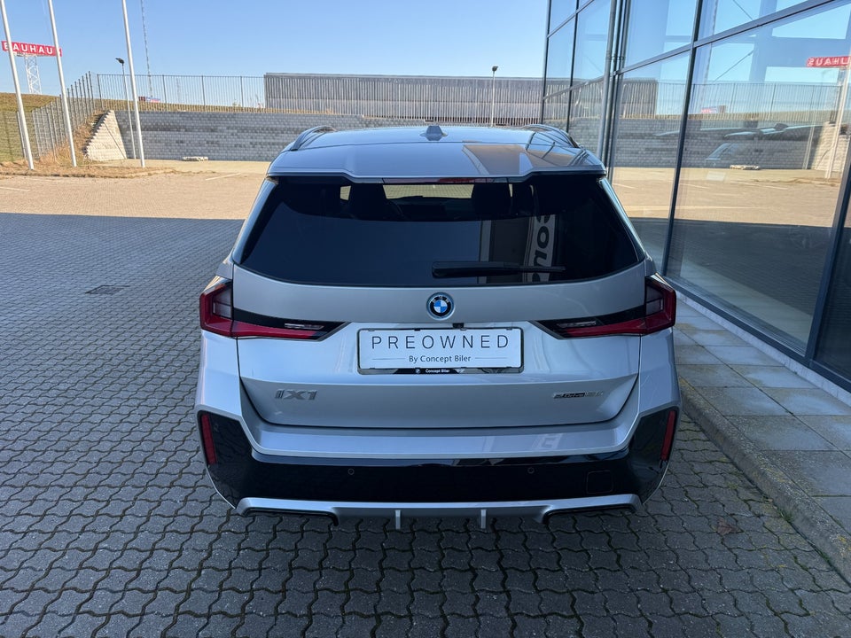 BMW iX1 eDrive20 M-Sport 5d