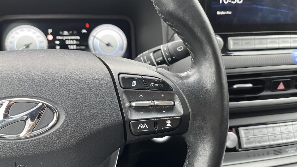 Hyundai Kona 64 EV Premium 5d