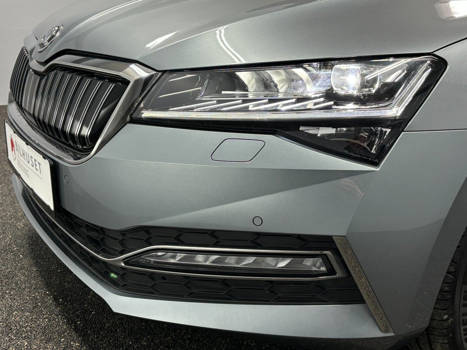 Skoda Superb 1,4 TSi iV Style Combi DSG 5d