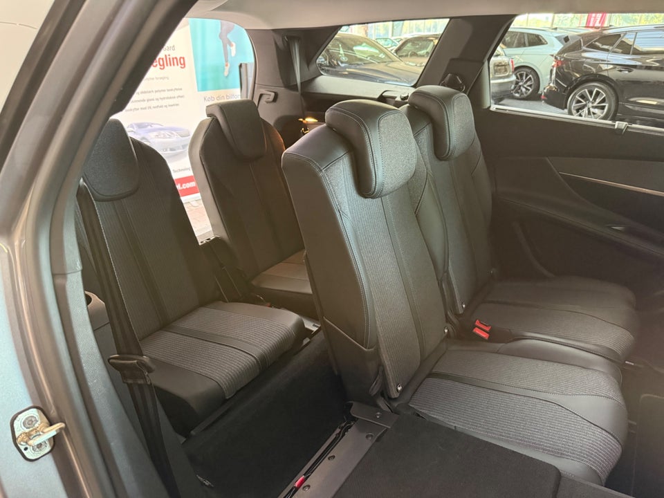 Peugeot 5008 1,5 BlueHDi 130 Allure Pack EAT8 7prs 5d