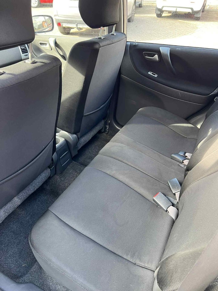 Suzuki Liana 1,6 GLX 5d