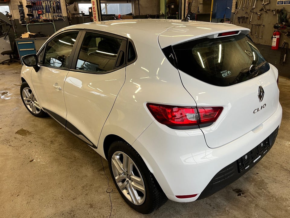 Renault Clio IV 0,9 TCe 75 Zen 5d