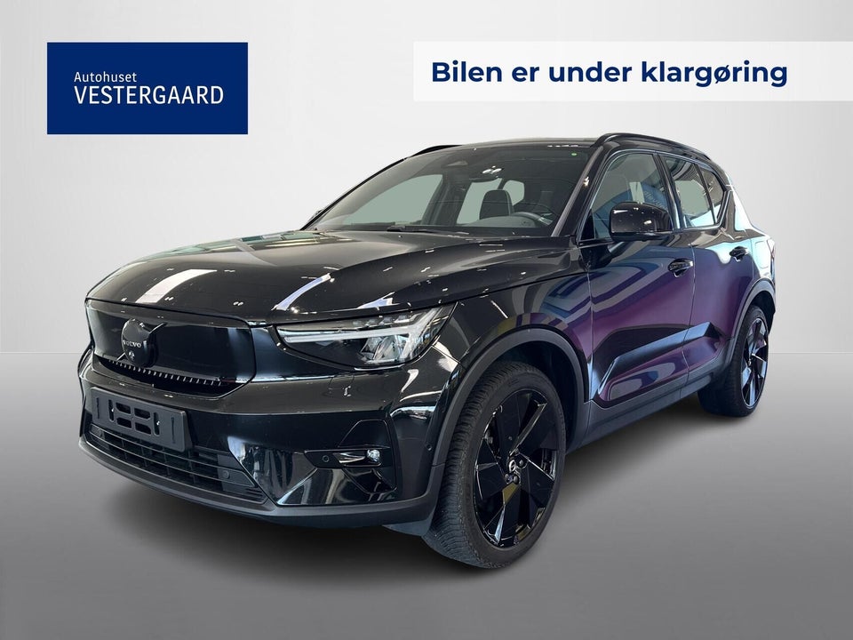 Volvo EX40 Extended Range Black Edition 5d