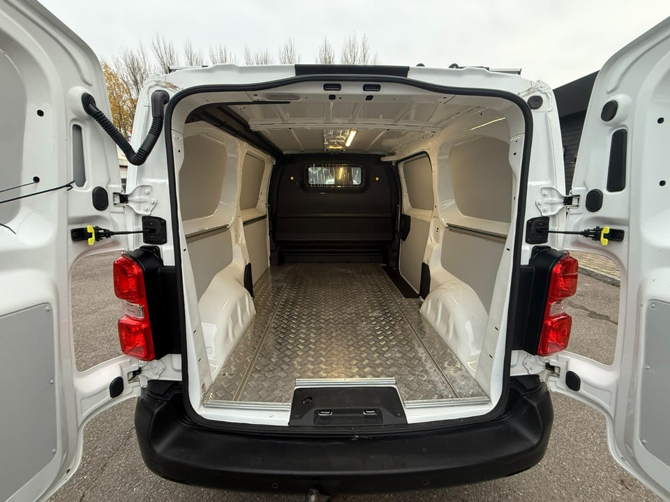 Peugeot Expert 2,0 BlueHDi 122 L2 Plus EAT8 Van