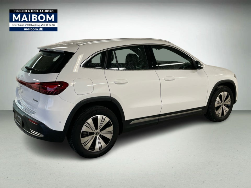 Mercedes EQA300 Progressive 4Matic 5d