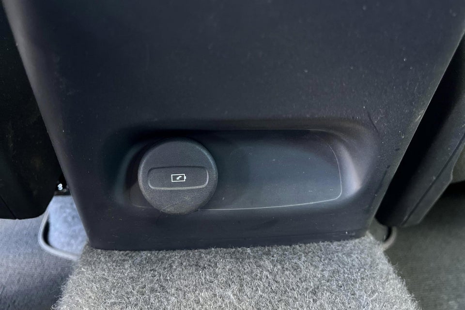 Volvo C40 ReCharge Core 5d
