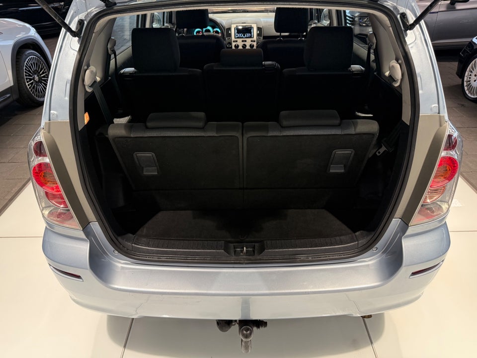 Toyota Corolla Verso 1,8 Terra MMT 7prs 5d