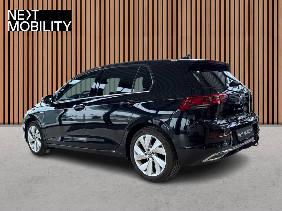 VW Golf VIII 1,5 eTSi 150 Style DSG 5d