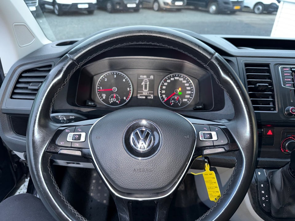VW Transporter 2,0 TDi 150 Kassevogn DSG lang