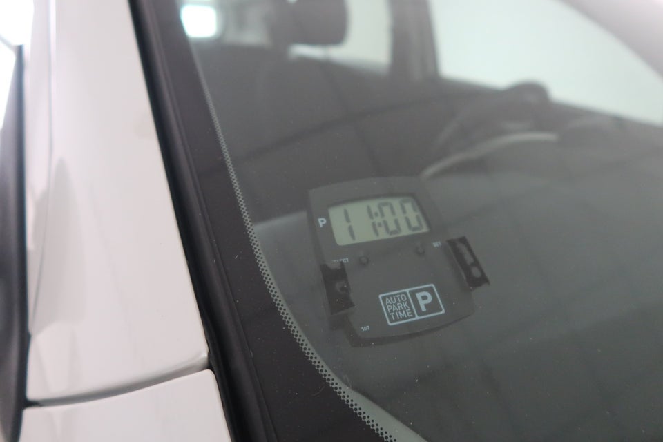 Toyota Urban Cruiser 1,3 VVT-i T1 5d