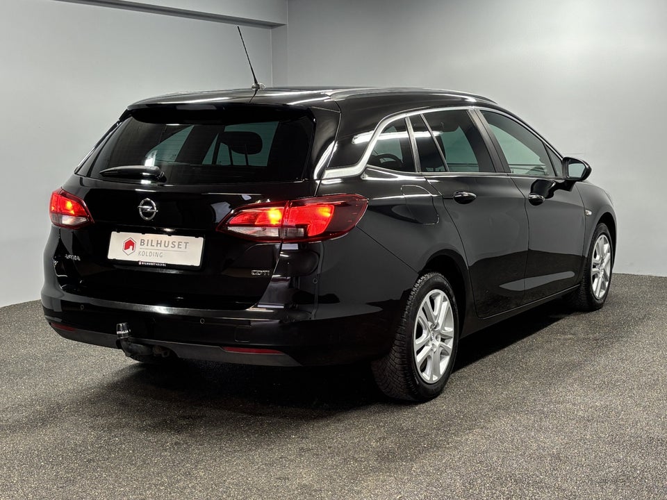 Opel Astra 1,6 CDTi 136 Enjoy Sports Tourer 5d