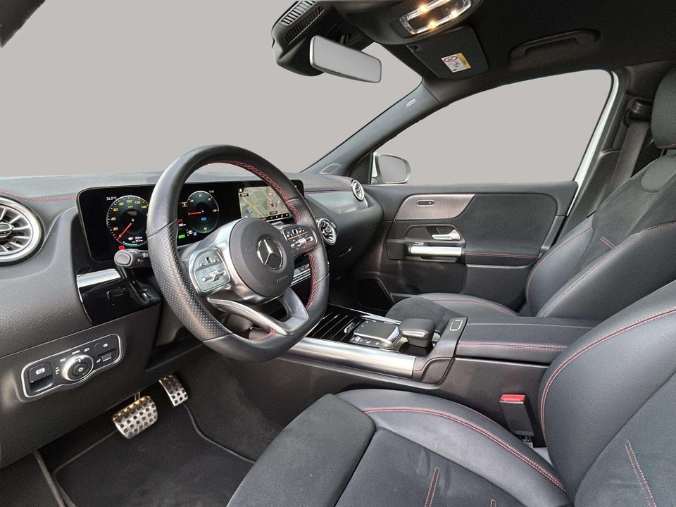 Mercedes EQA350 AMG Line 4Matic 5d