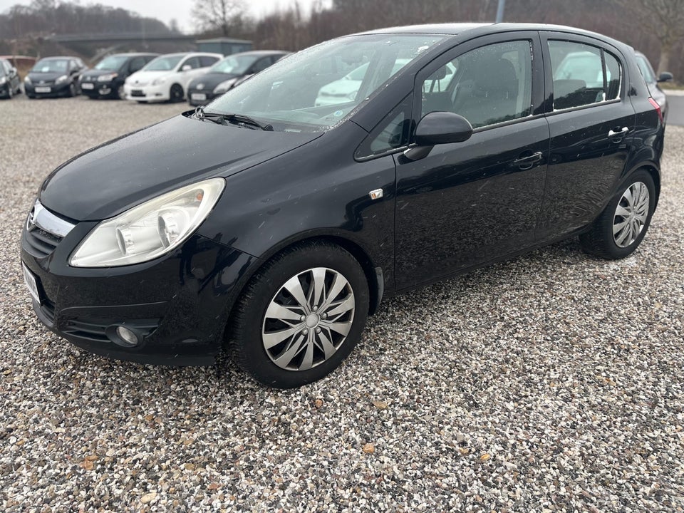 Opel Corsa 1,2 16V Cosmo 5d