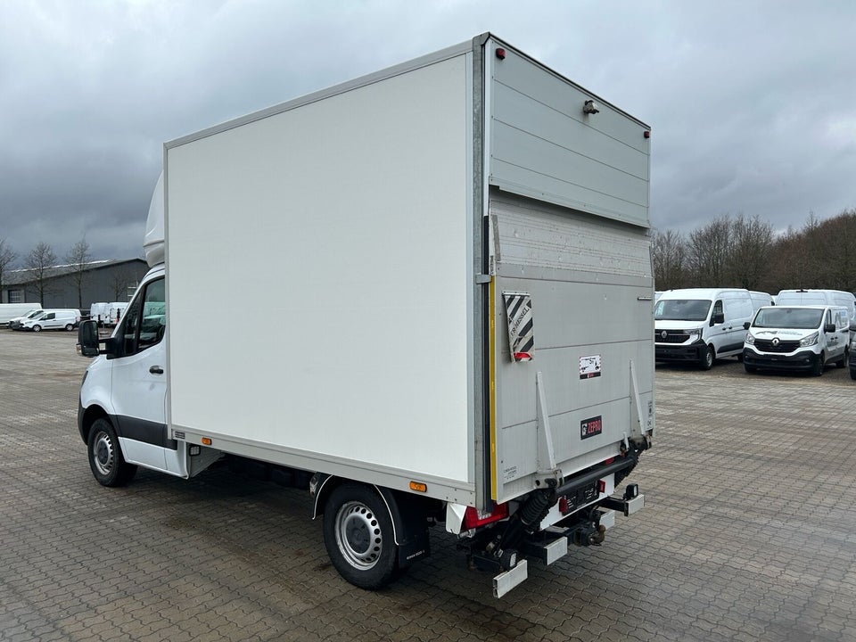 Mercedes Sprinter 317 2,0 CDi A2 Chassis aut. RWD 2d