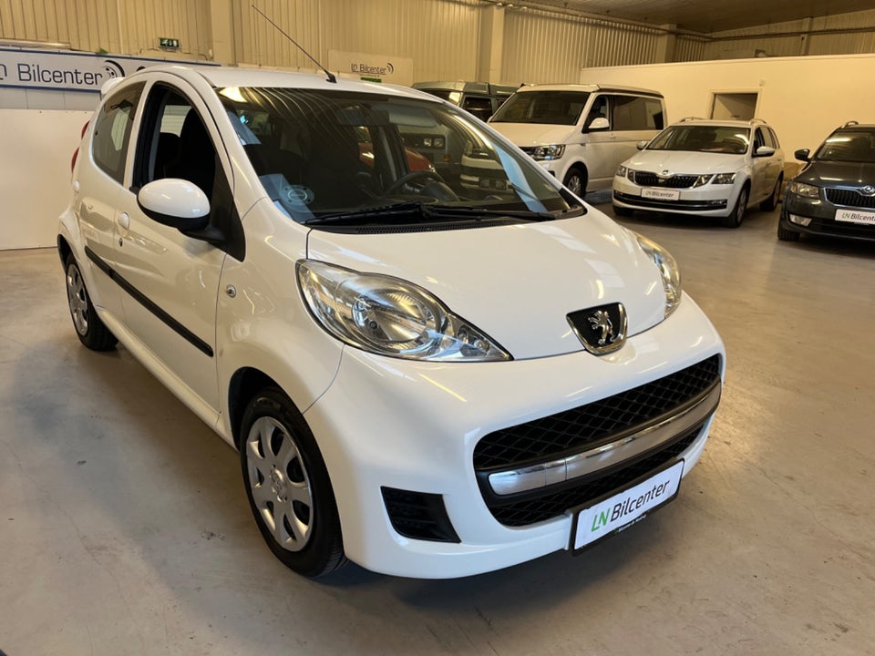 Peugeot 107 1,0 Active 5d