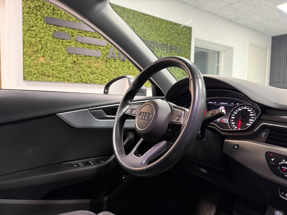 Audi A4 40 TFSi Sport Prestige Tour Avant S-tr. 5d