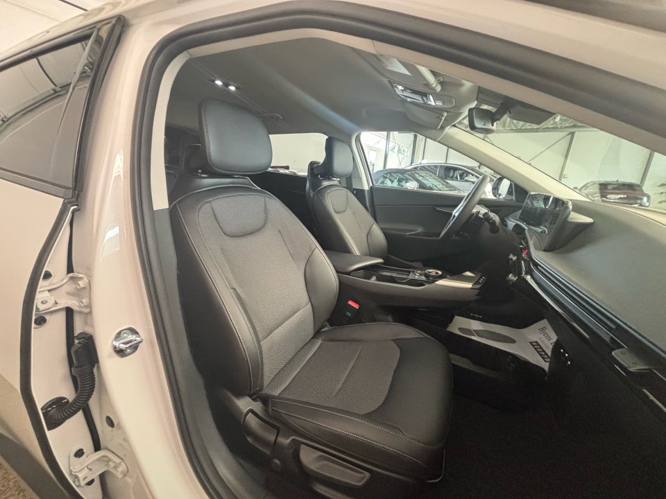 Kia EV6 84 Long Range Prestige 5d