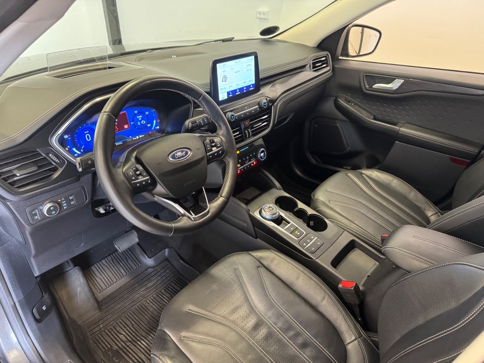 Ford Kuga 2,5 PHEV Vignale CVT 5d