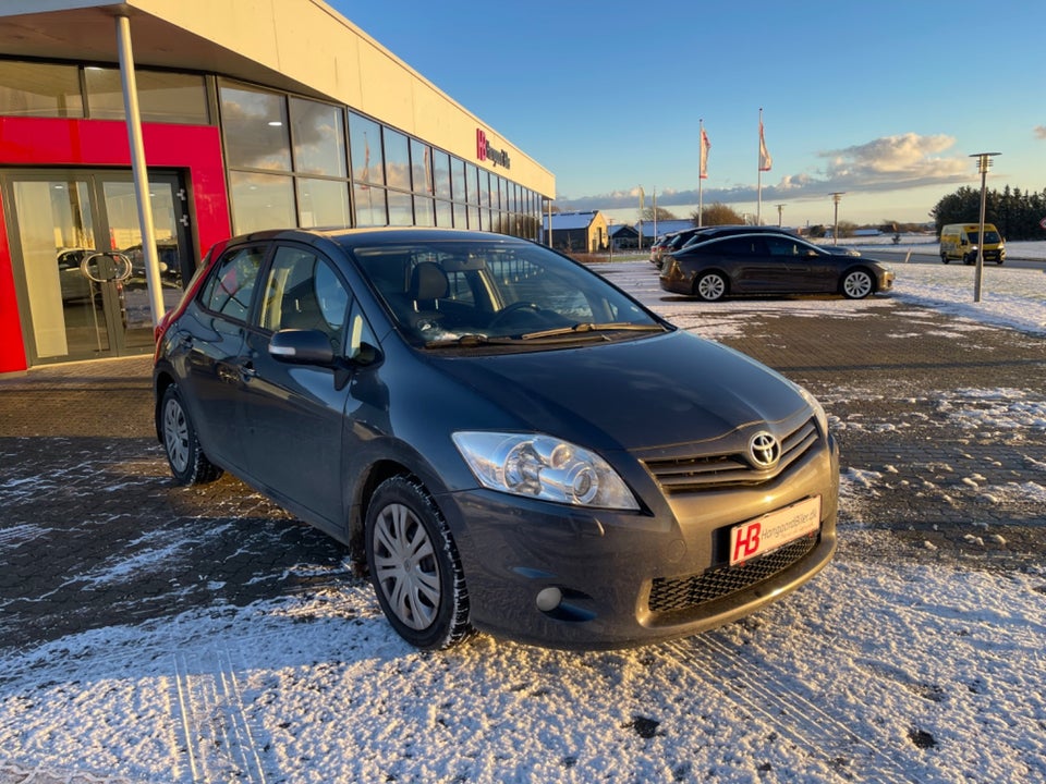 Toyota Auris 1,6 T2 5d