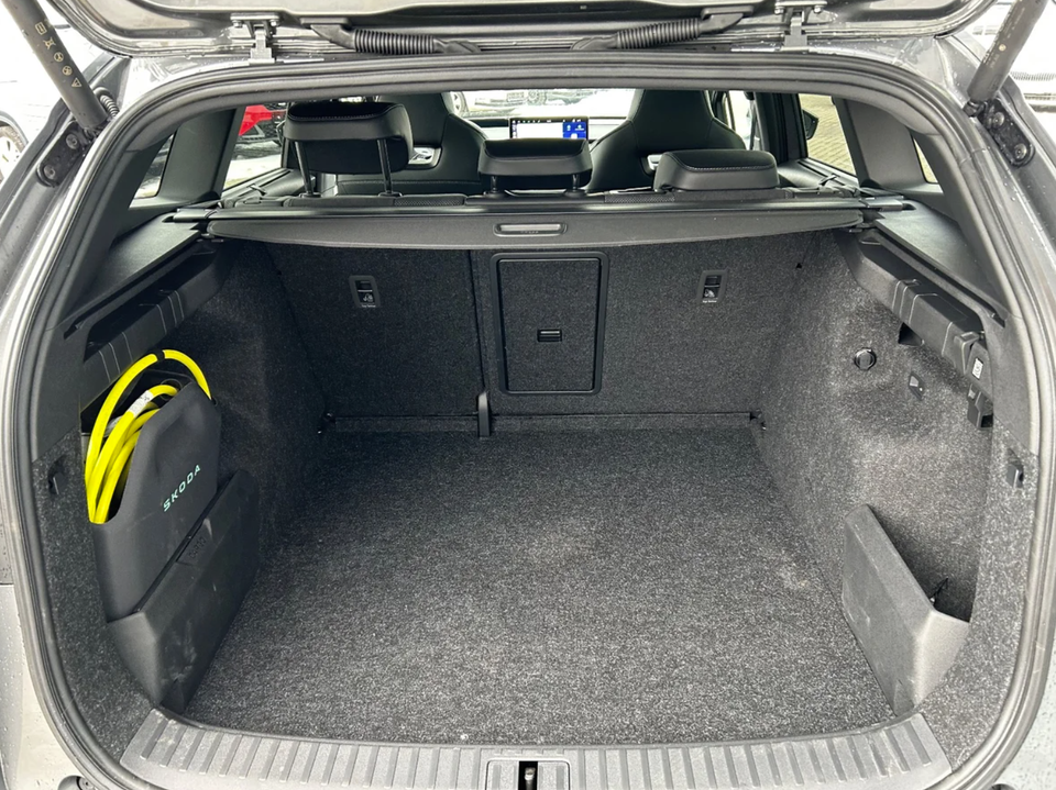 Skoda Enyaq 85 iV Sportline Advanced 5d